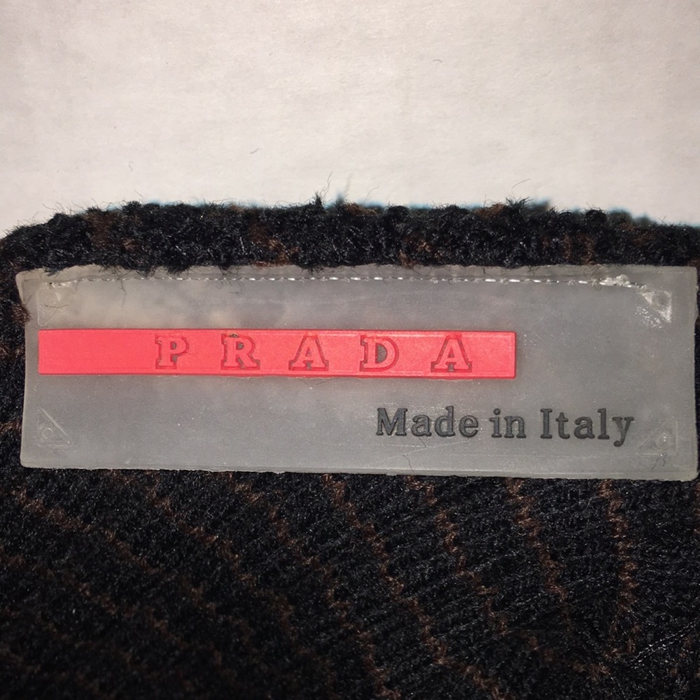 ***Host Pick*** Vintage 90s PRADA Sport ribbed knitted beanie hat unisex - Picture 14 of 16